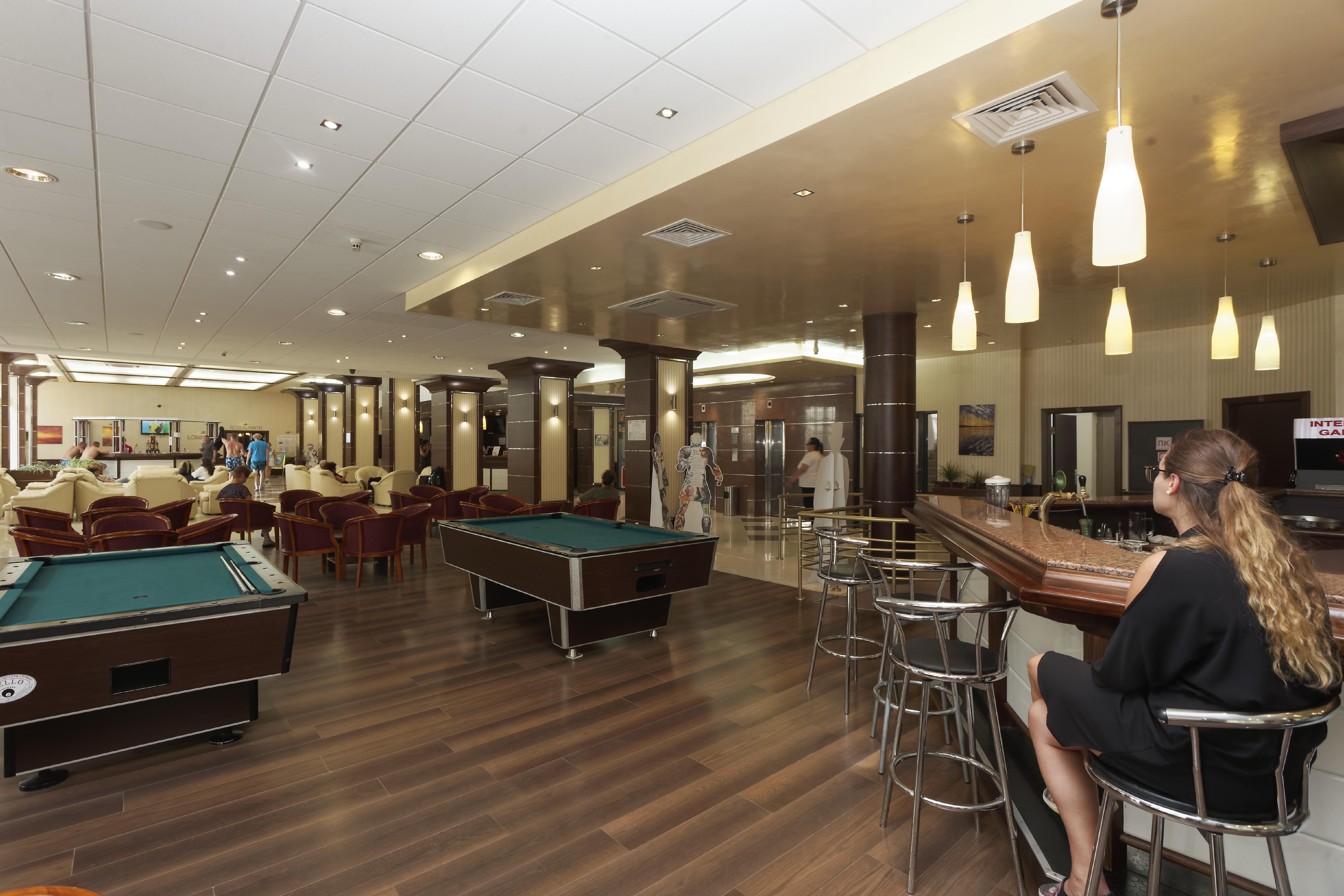 Elpida Hotel โกลเดน แซนส์ ภายนอก รูปภาพ
