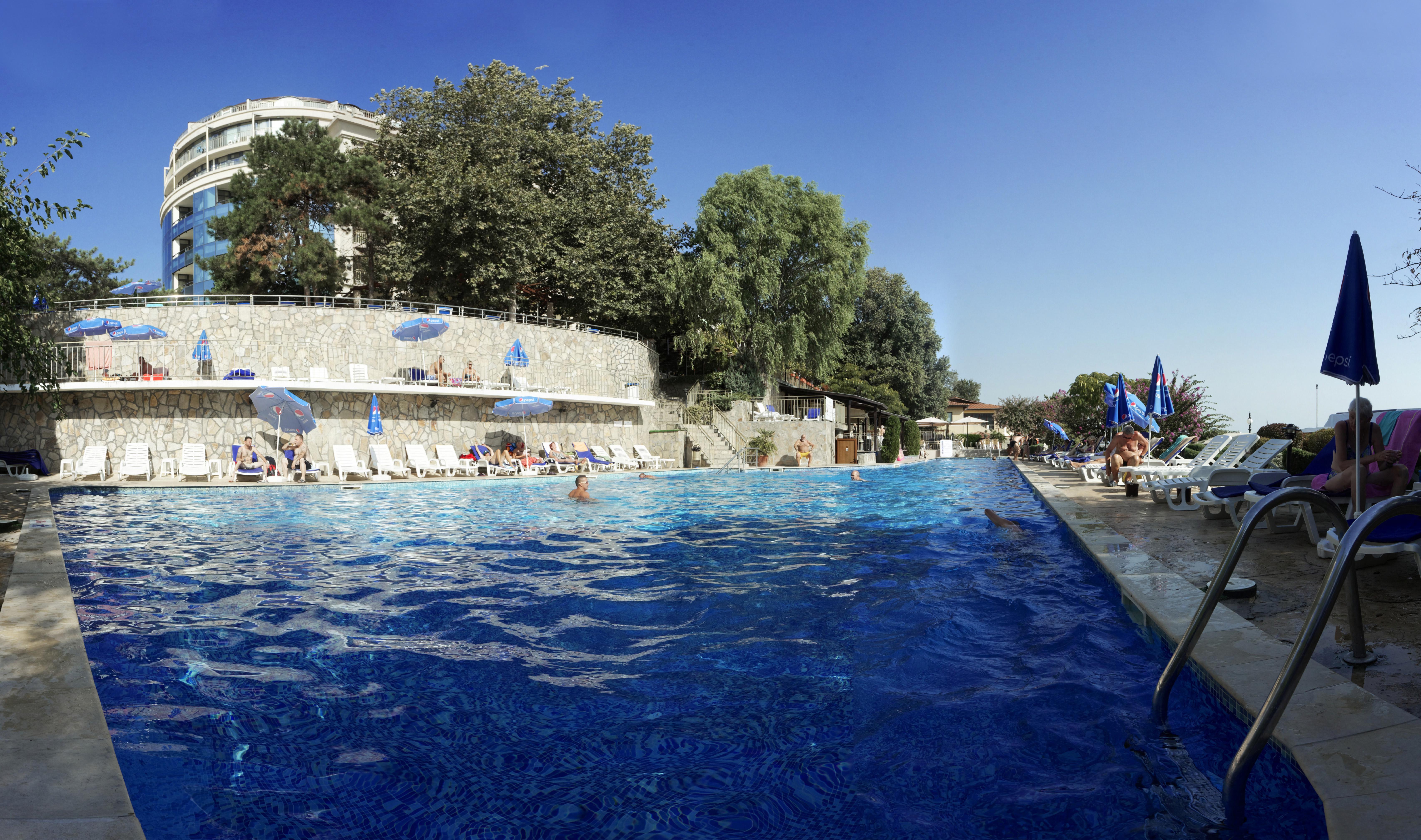 Elpida Hotel โกลเดน แซนส์ ภายนอก รูปภาพ