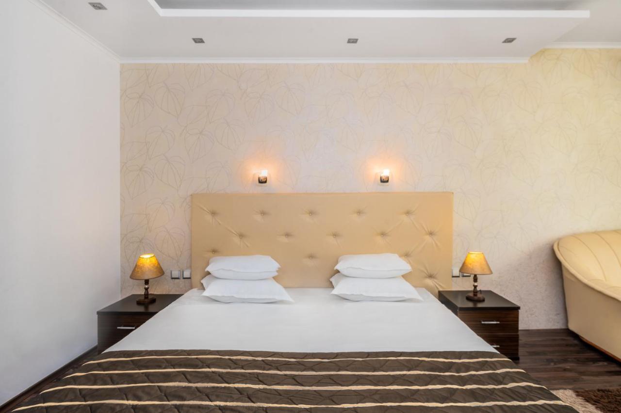 Elpida Hotel โกลเดน แซนส์ ภายนอก รูปภาพ