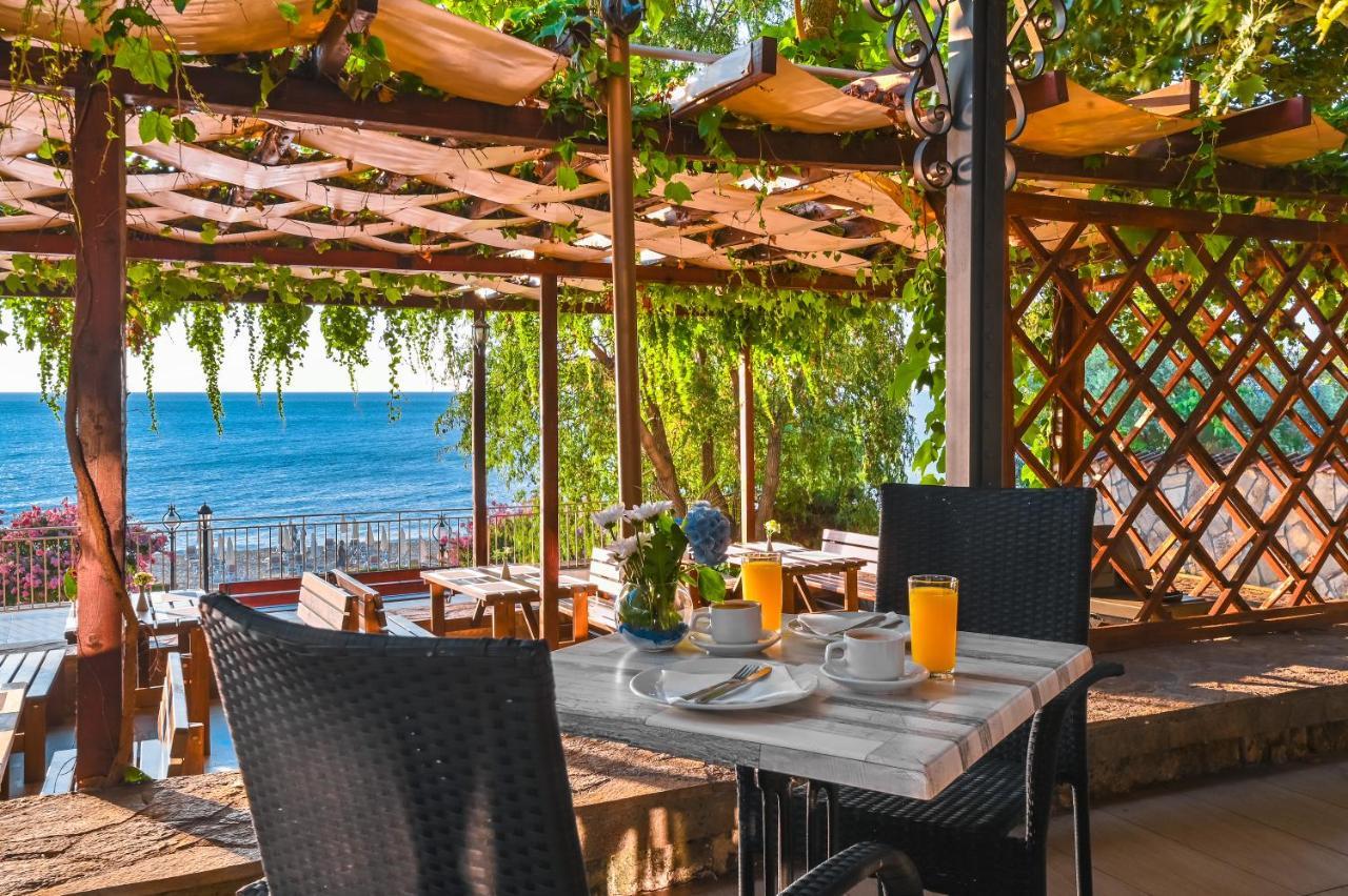 Elpida Hotel โกลเดน แซนส์ ภายนอก รูปภาพ