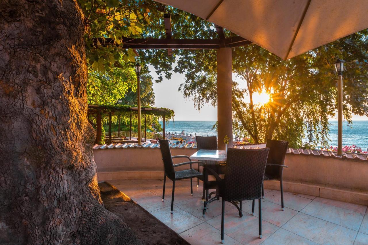 Elpida Hotel โกลเดน แซนส์ ภายนอก รูปภาพ