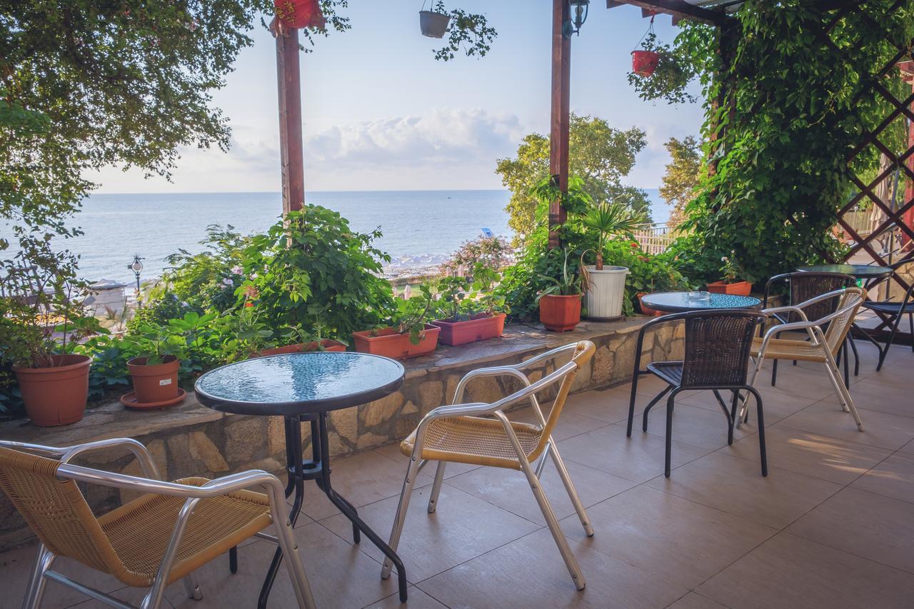 Elpida Hotel โกลเดน แซนส์ ภายนอก รูปภาพ