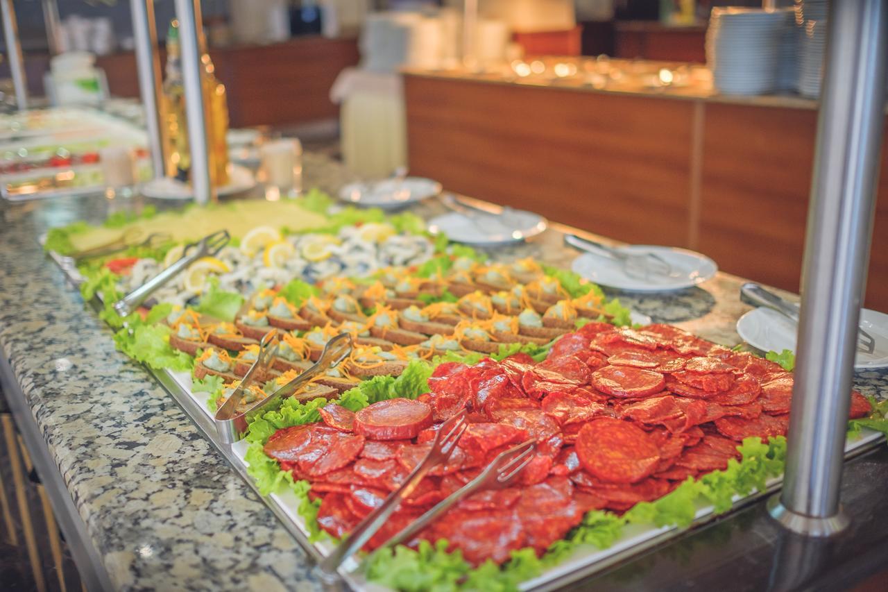 Elpida Hotel โกลเดน แซนส์ ภายนอก รูปภาพ