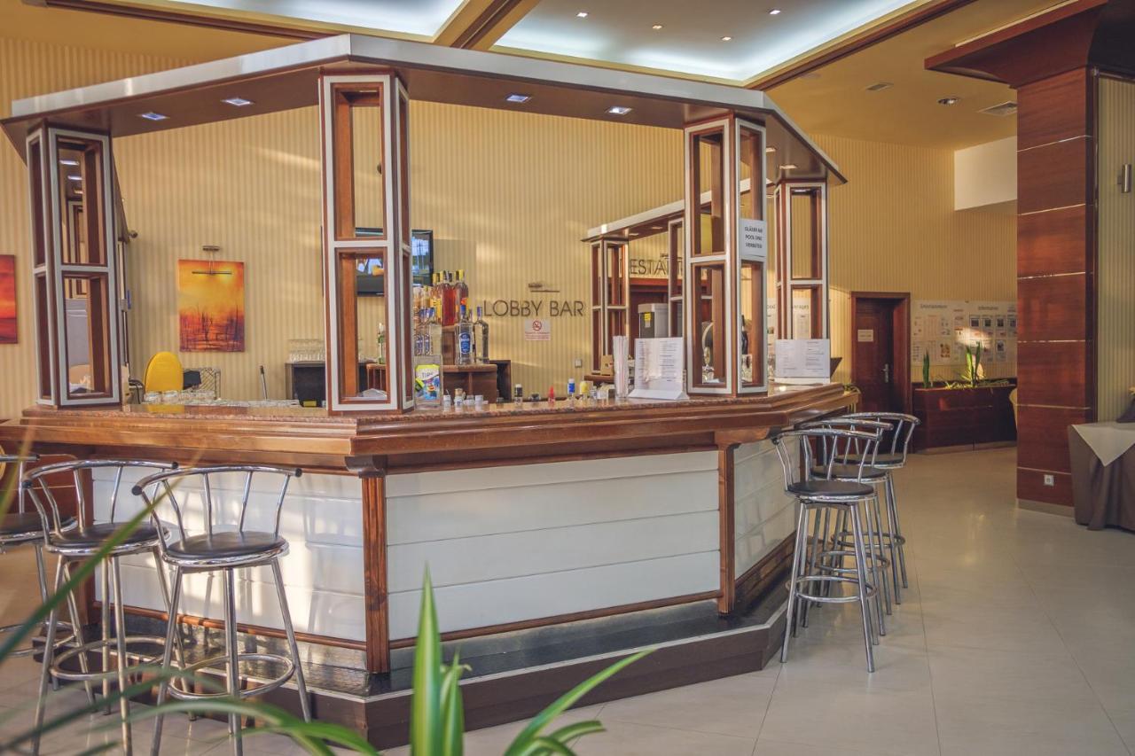 Elpida Hotel โกลเดน แซนส์ ภายนอก รูปภาพ